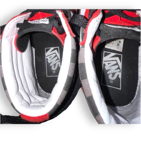 Vans Off The Wall Checkerboard Hi-top Sneaker US Sz Kids 3 - Picture 6 of 14